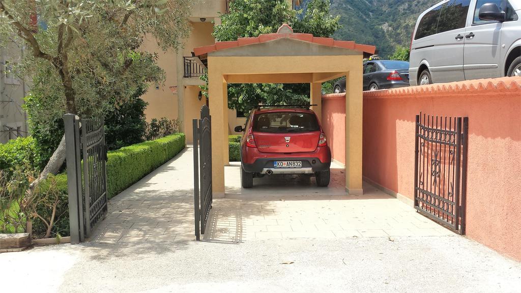 Sole Apartments Kotor Exterior foto